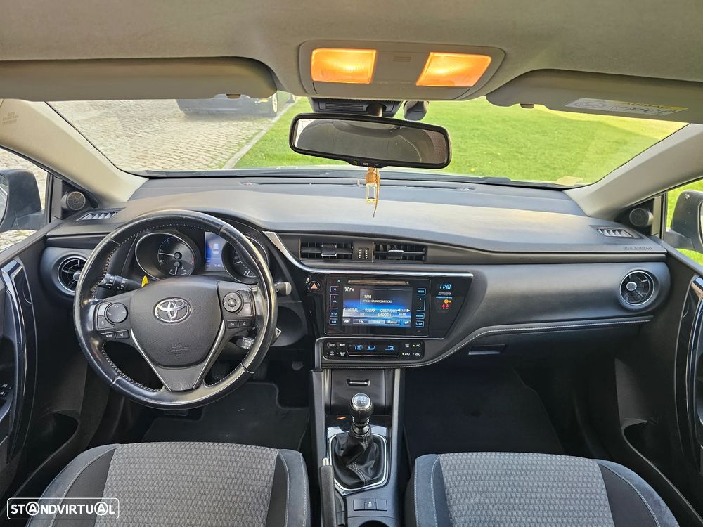 Toyota Auris Touring Sports 1.4 D-4D Comfort+Pack Sport - 12