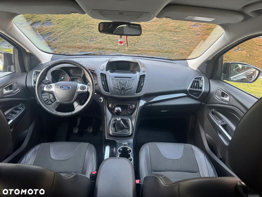 Ford Kuga 2.0 TDCi 4x4 Titanium - 10