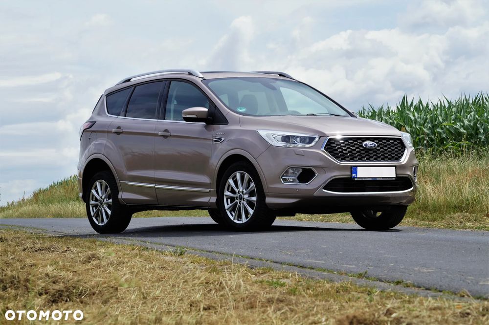 Ford Kuga - 1