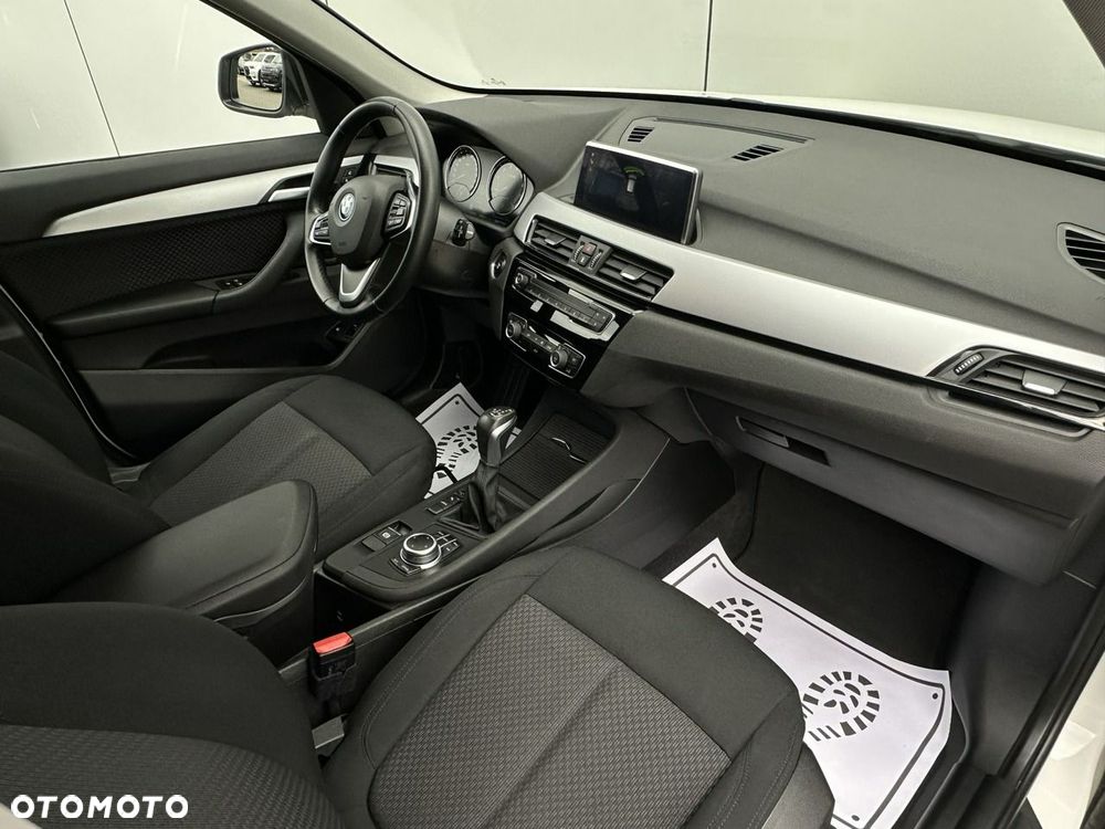 BMW X1 xDrive25e Advantage - 18