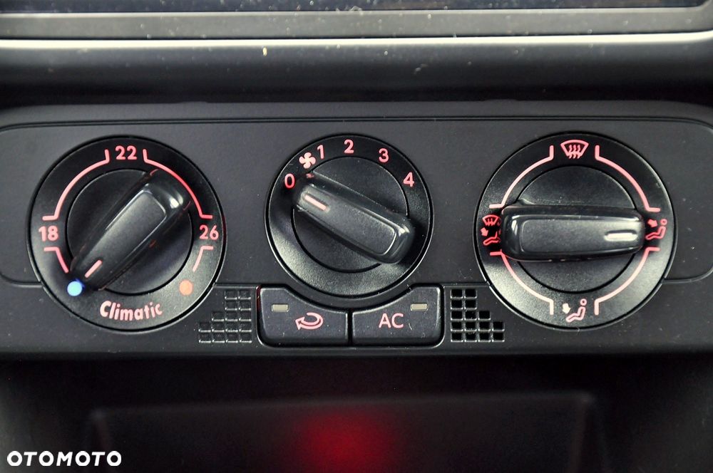 Volkswagen Polo - 19
