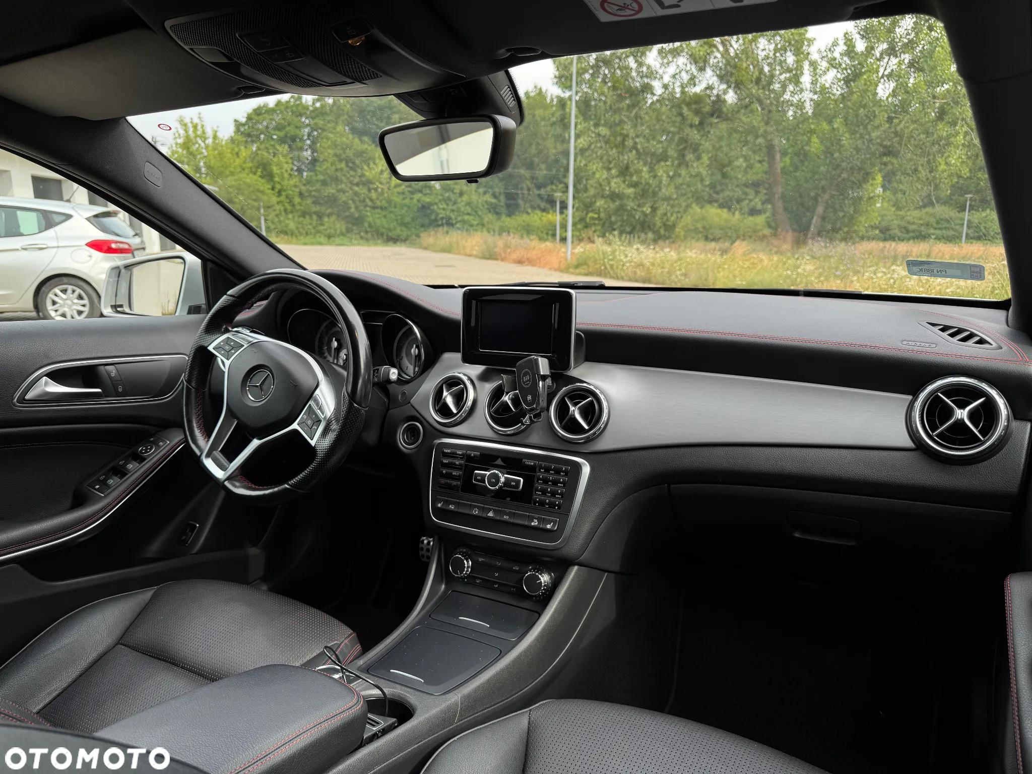 Mercedes-Benz GLA 250 4-Matic - 13