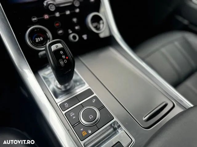 Land Rover Range Rover Sport - 12