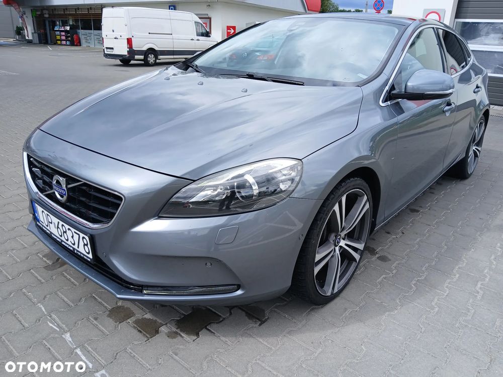 Volvo V40 D4 Drive-E Ocean Race - 2