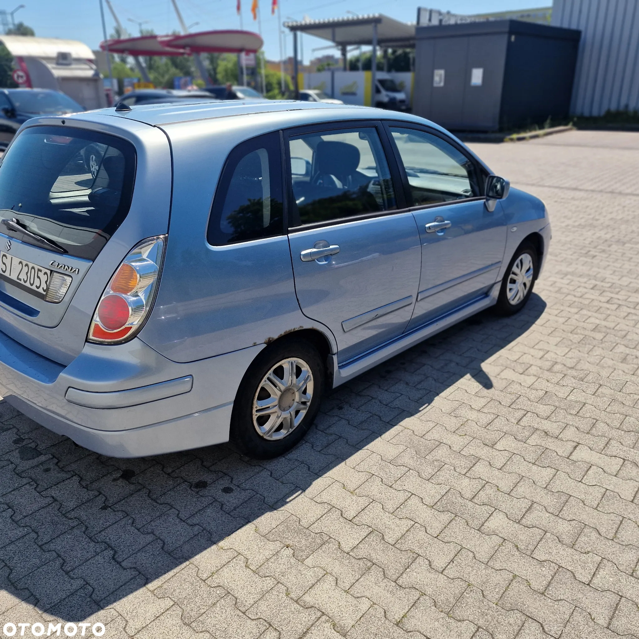 Suzuki Liana 1.6 - 4