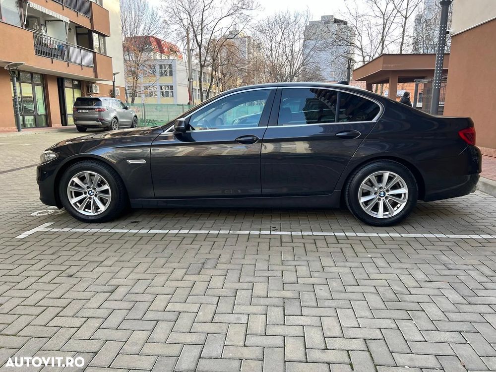 BMW Seria 5 520d - 5