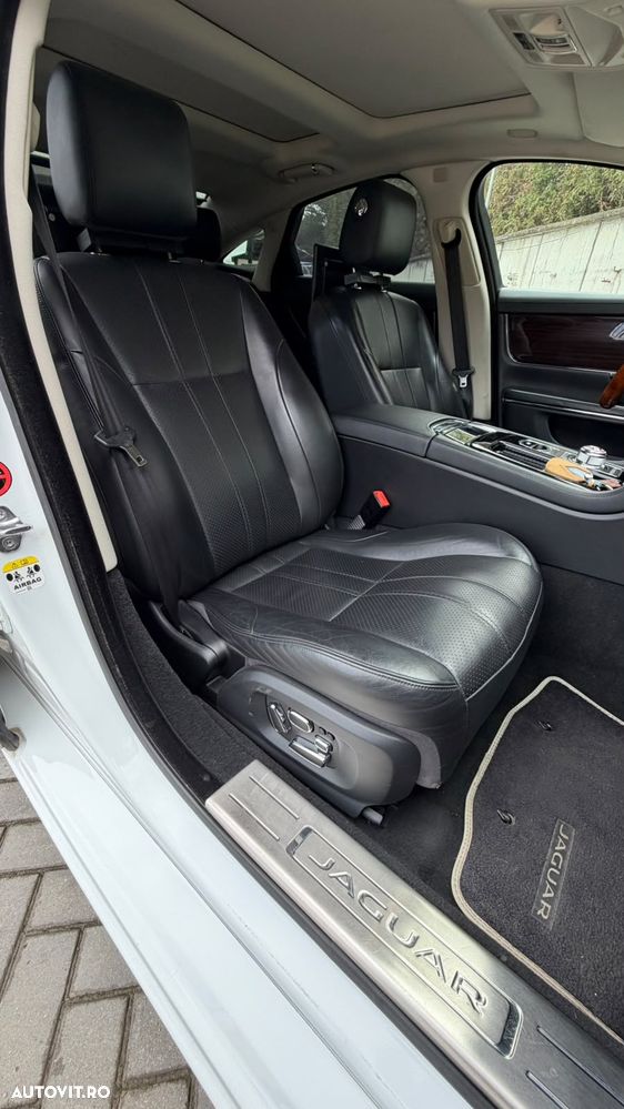 Jaguar XJ 3.0 V6 Kompressor AWD Premium Luxury - 14