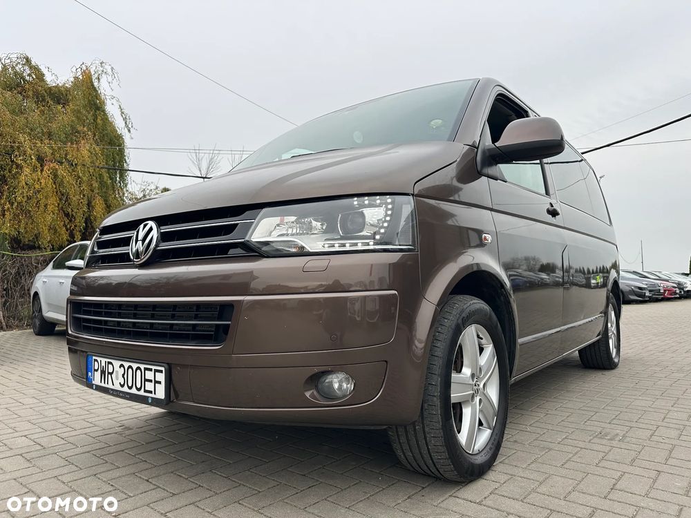 Volkswagen Multivan - 33