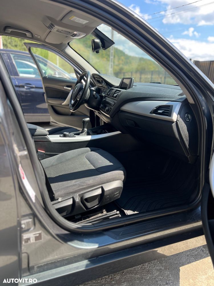 BMW Seria 1 116i - 11
