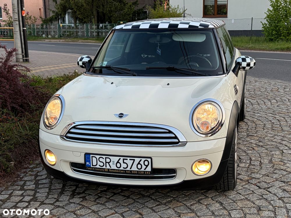 MINI Cooper 50 Mayfair - 13