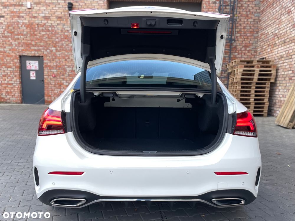 Mercedes-Benz Klasa A 180 7G-DCT AMG Line - 7