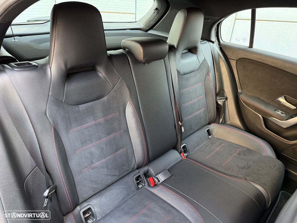 Mercedes-Benz A 180 d AMG Line Aut. - 29