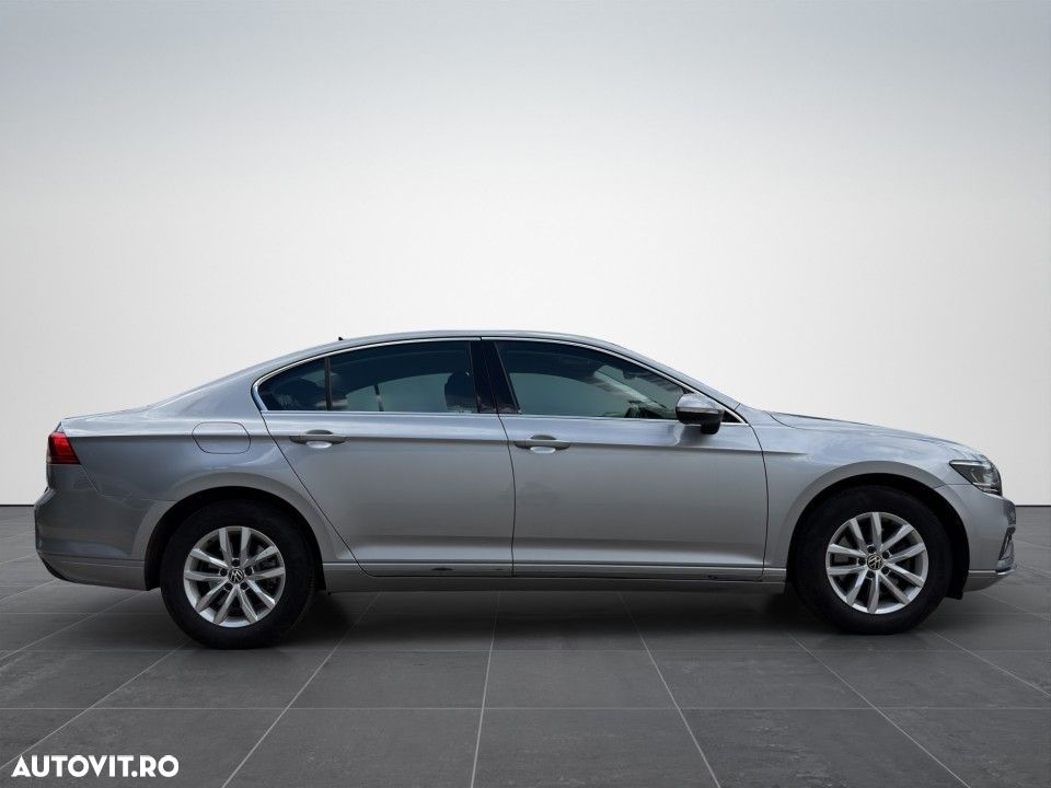 Volkswagen Passat - 6
