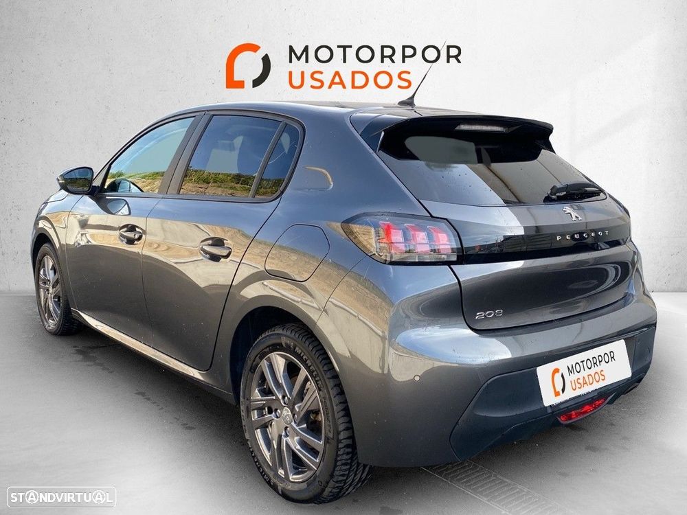 Peugeot 208 - 7