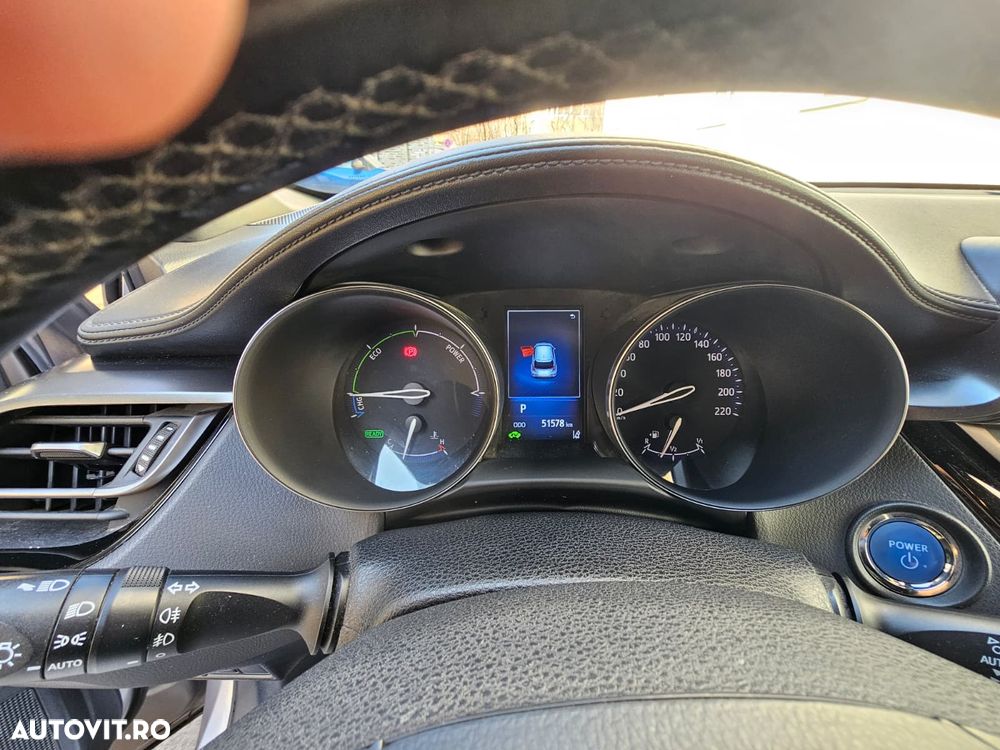 Toyota C-HR - 12