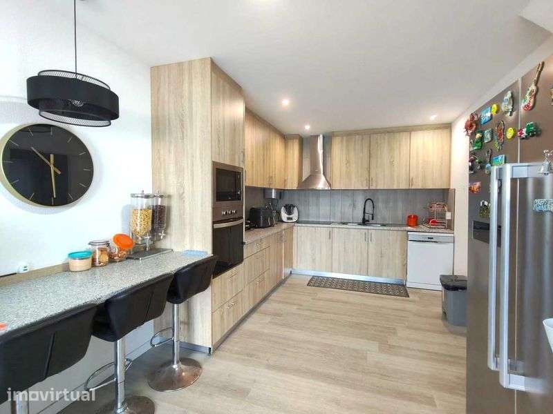 Moradia T5 + 2 renovada/Ar Condicionado / Espite / Ourém - Grande imagem: 2/12