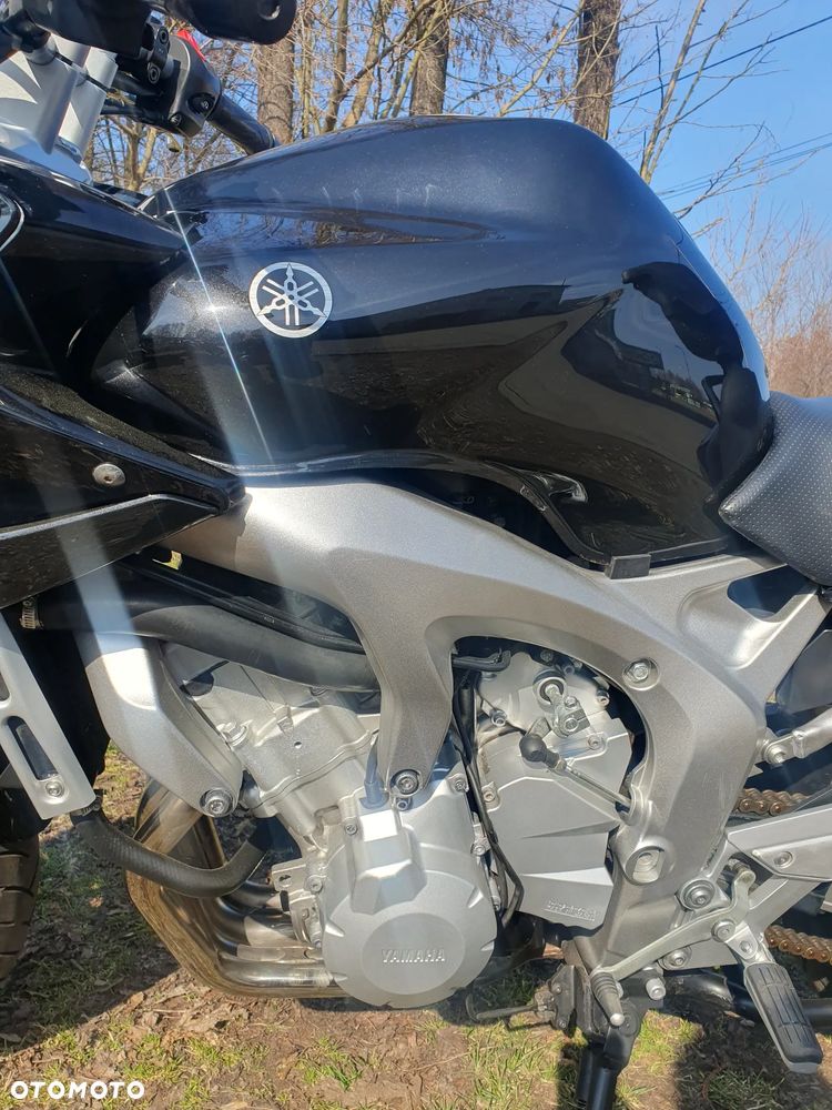 Yamaha FZ6 - 8