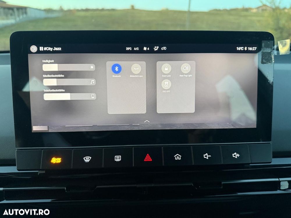 MG MG4 ver-ev-51-kwh-explore - 19