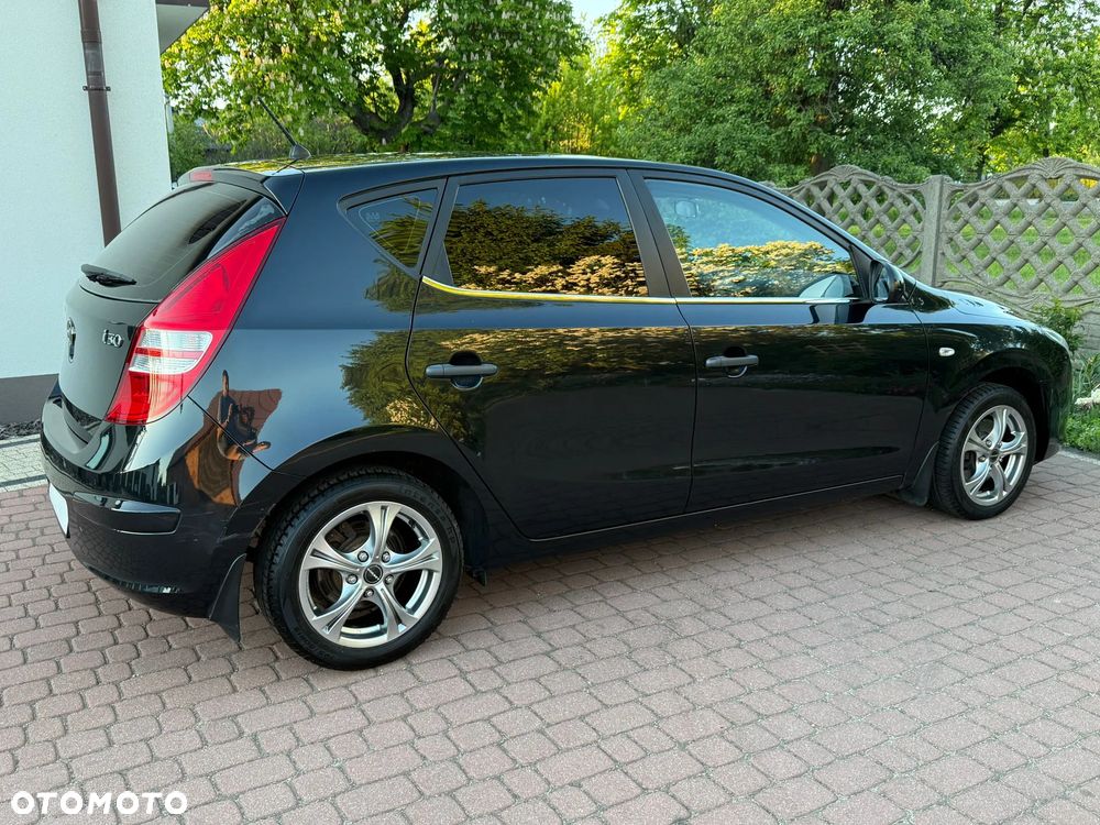 Hyundai i30 1.4 Edition 20 - 12