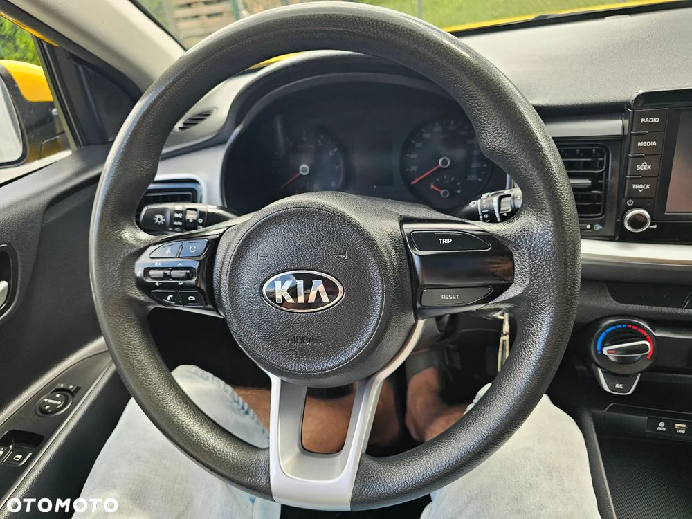 Kia Stonic 1.2 M - 36