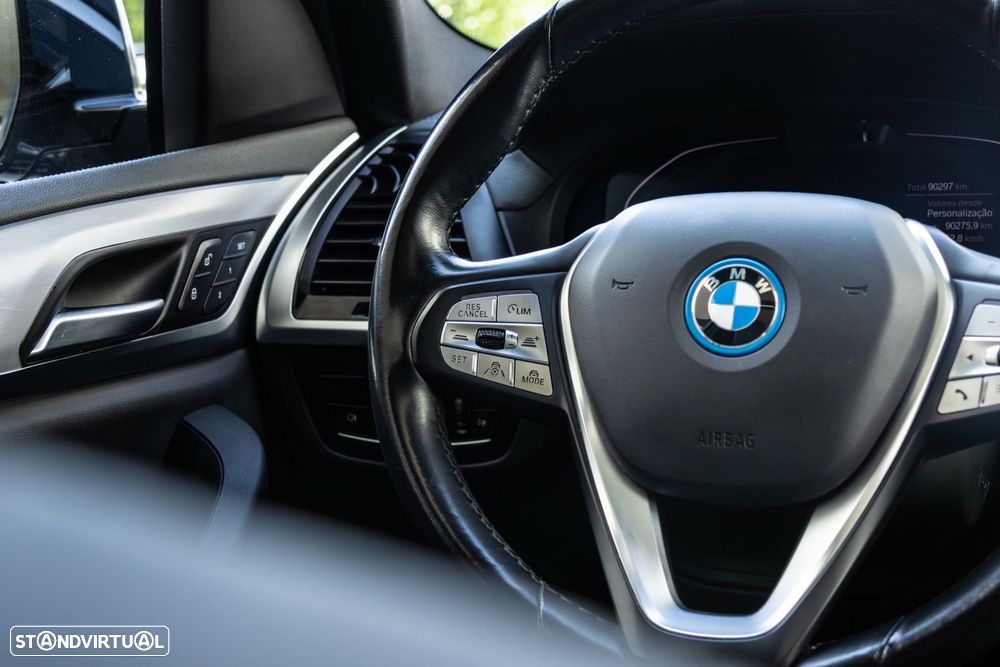 BMW iX3 Inspiring - 20