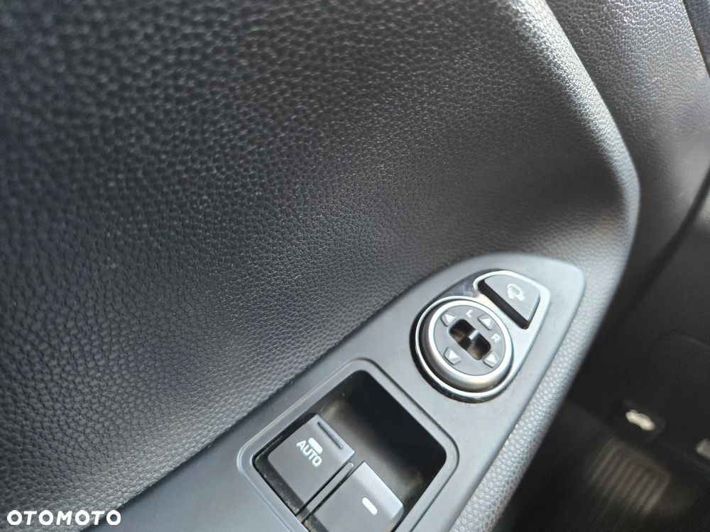 Hyundai i20 - 8