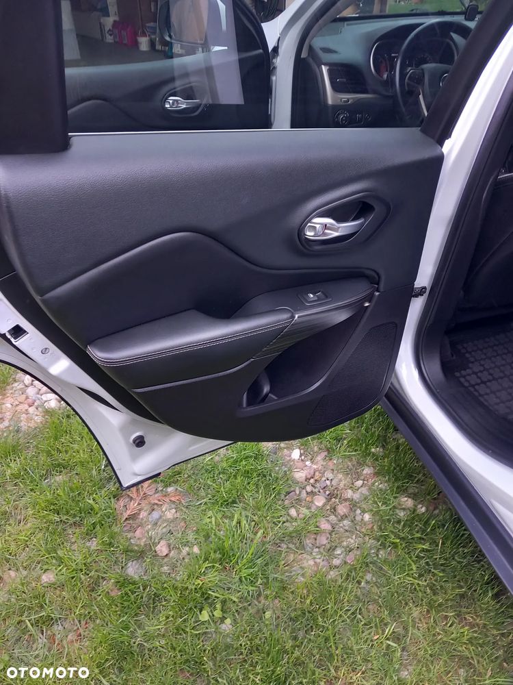 Jeep Cherokee 2.0 MJD Active Drive I Limited - 16