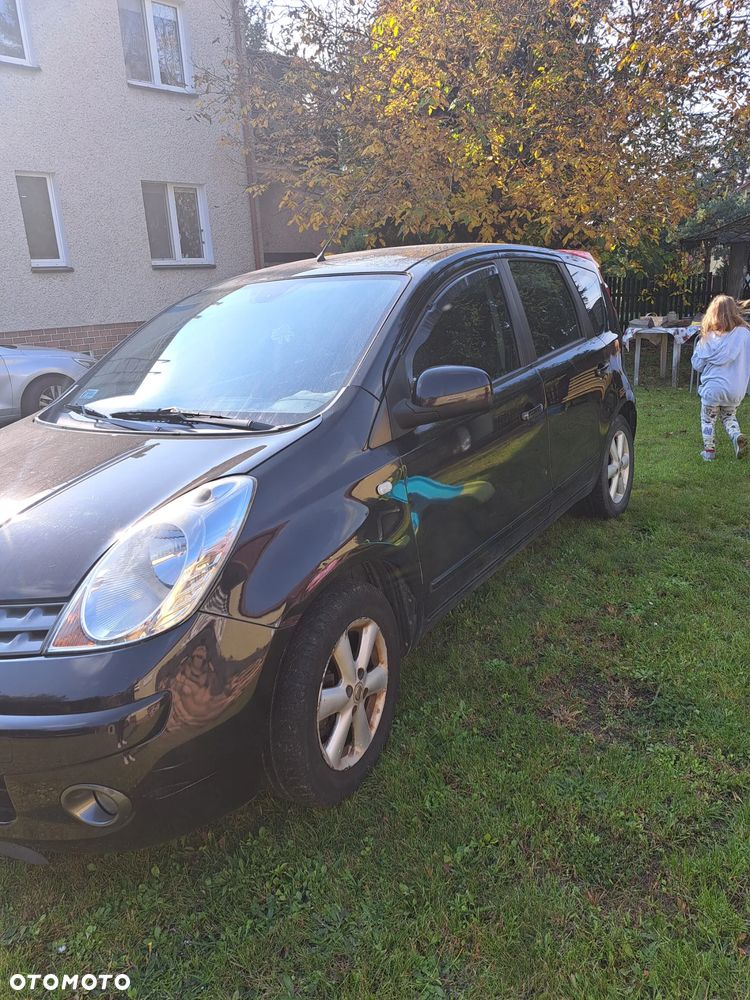 Nissan Note 2007 photo 2