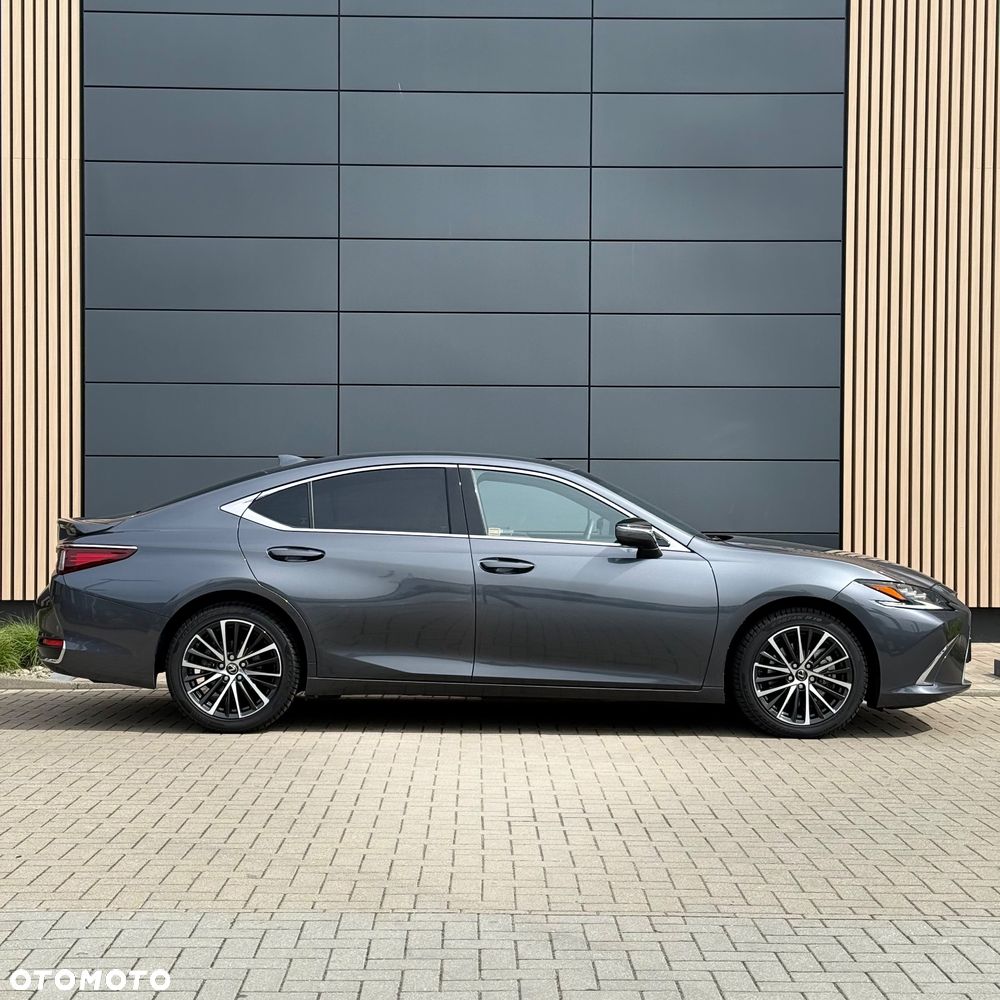 Lexus ES 300h Prestige - 6