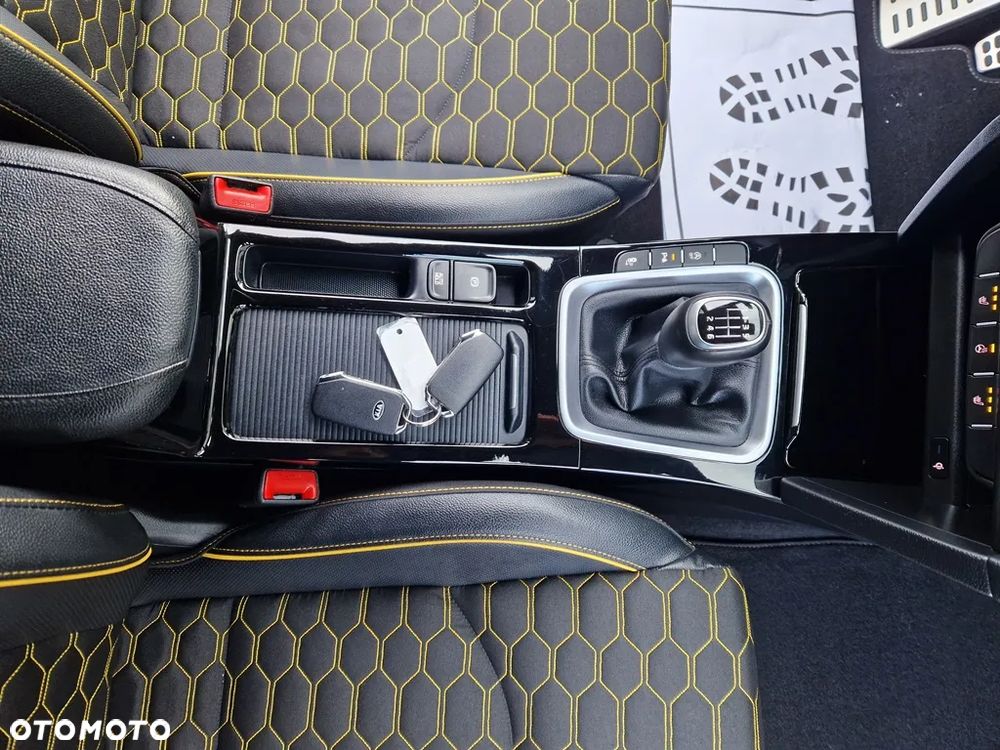 Kia XCeed 1.5 T-GDI OPF PLATINUM EDITION - 30