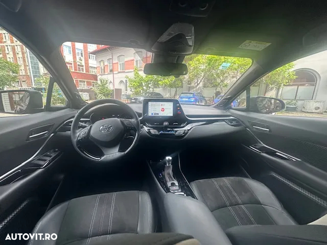 Toyota C-HR - 5