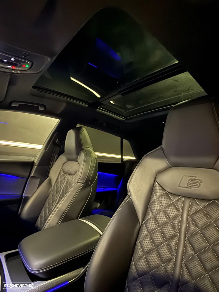 Audi Q8 60 TFSIe quattro S line Tiptronic - 39
