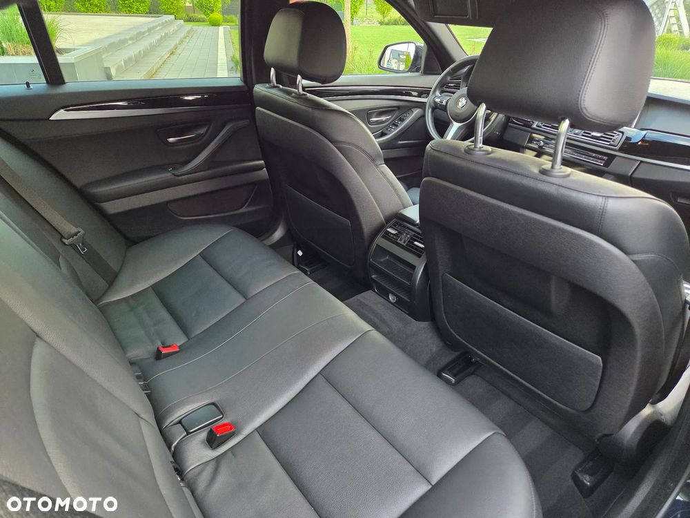 BMW Seria 5 528i xDrive - 4