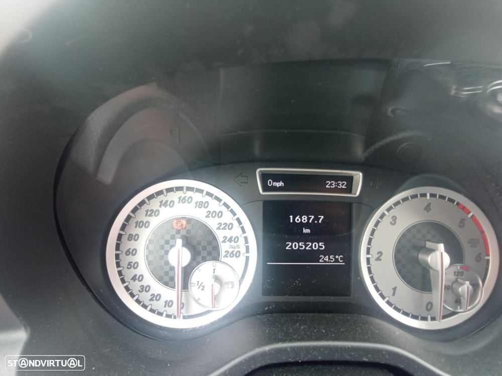 Mercedes-Benz A 180 CDI (BlueEFFICIENCY) Urban - 12