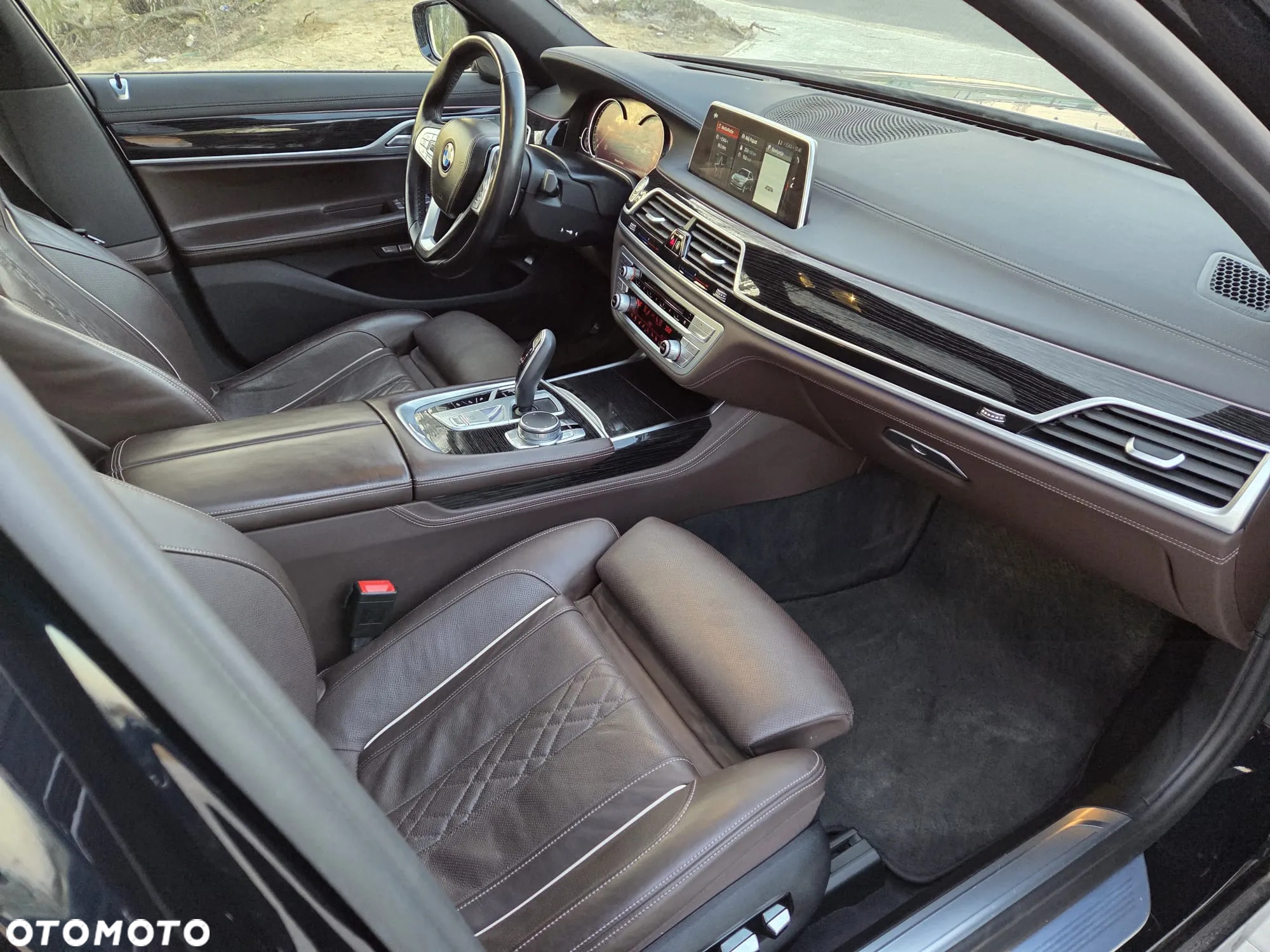 BMW Seria 7 740Li xDrive - 14