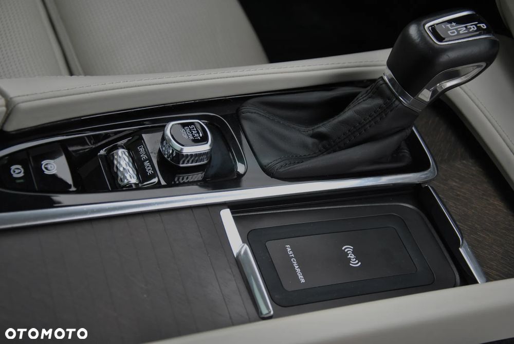 Volvo V90 Cross Country D5 SCR AWD Pro - 11