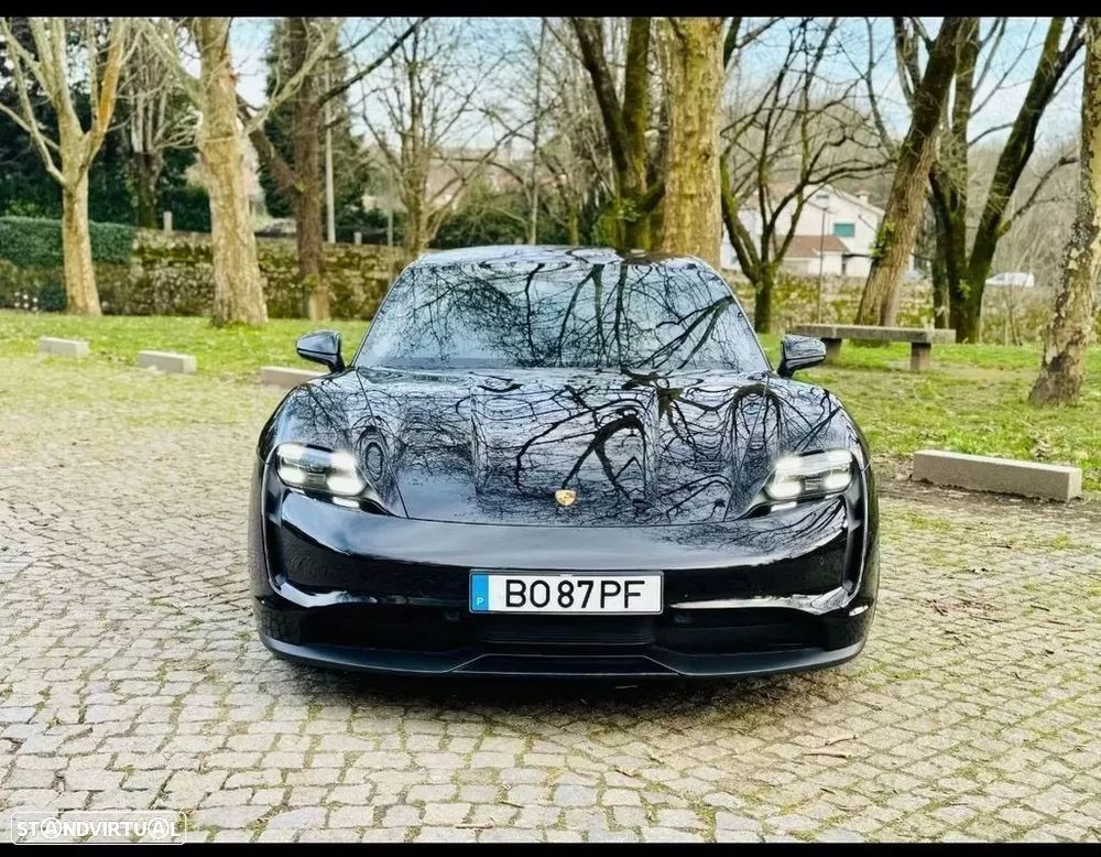 Porsche Taycan 4 - 2