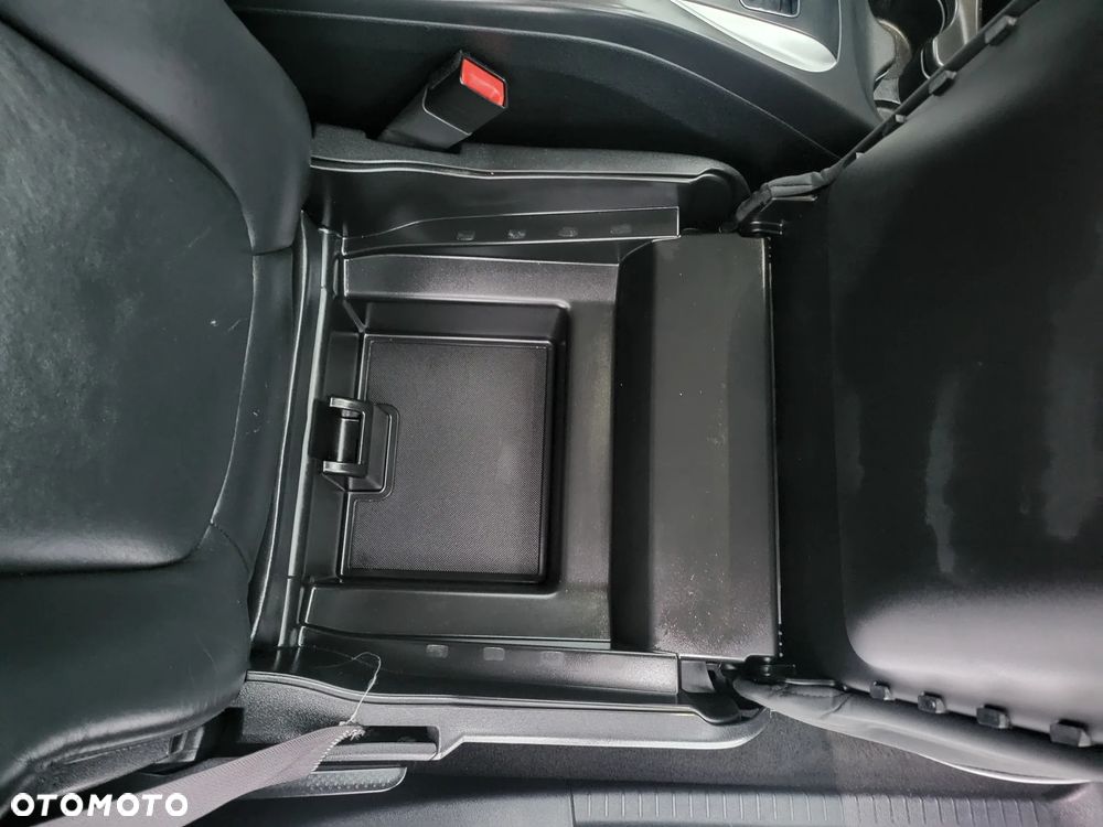 Fiat Freemont 2.0 Multijet 16V DPF Automatik Allrad Black Code - 27