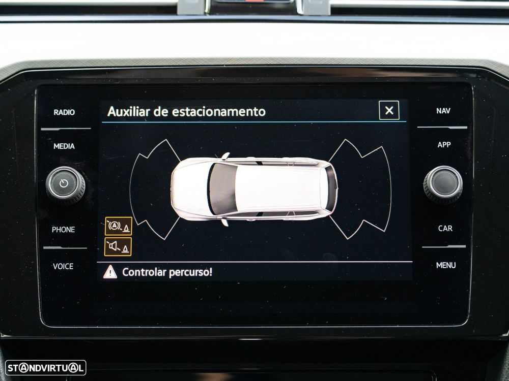VW Passat Variant - 52