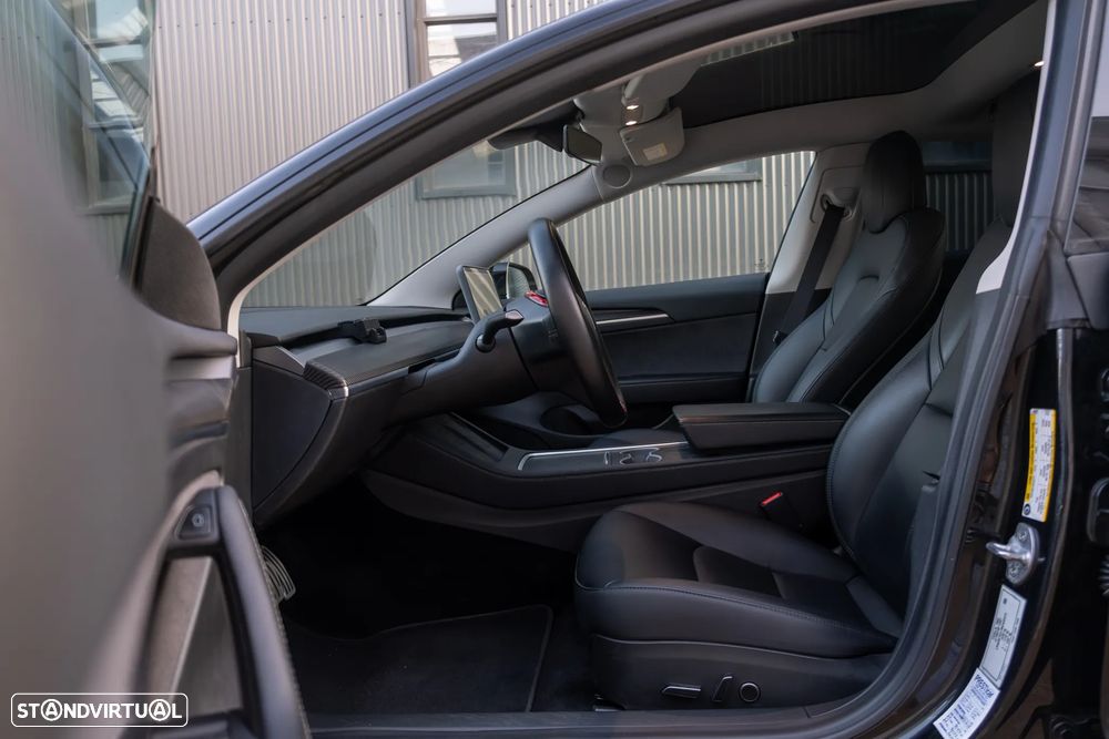 Tesla Model 3 Performance Dual Motor AWD - 23