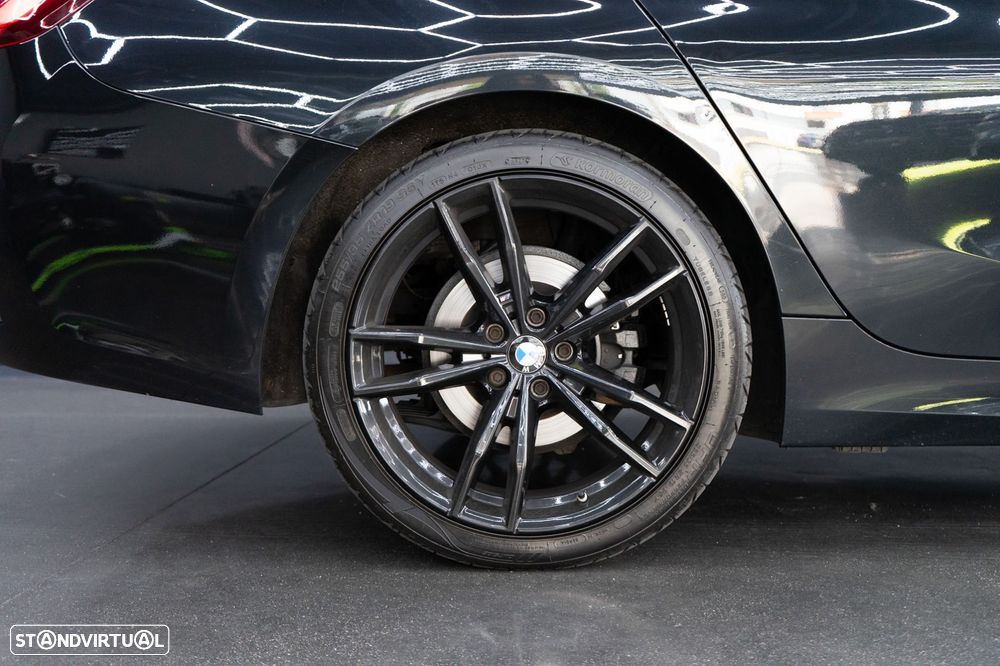 BMW 318 d Aut. Sport Line - 14