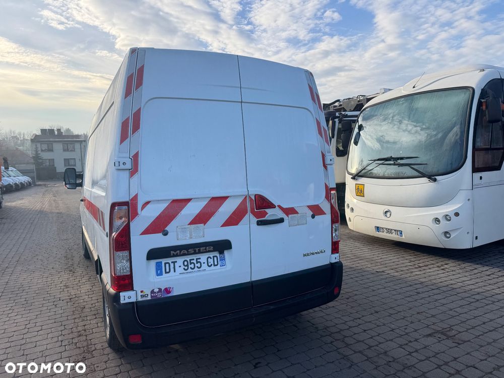 Renault Master 2015 r. L2H2 Blaszak klimatyzacja - 8