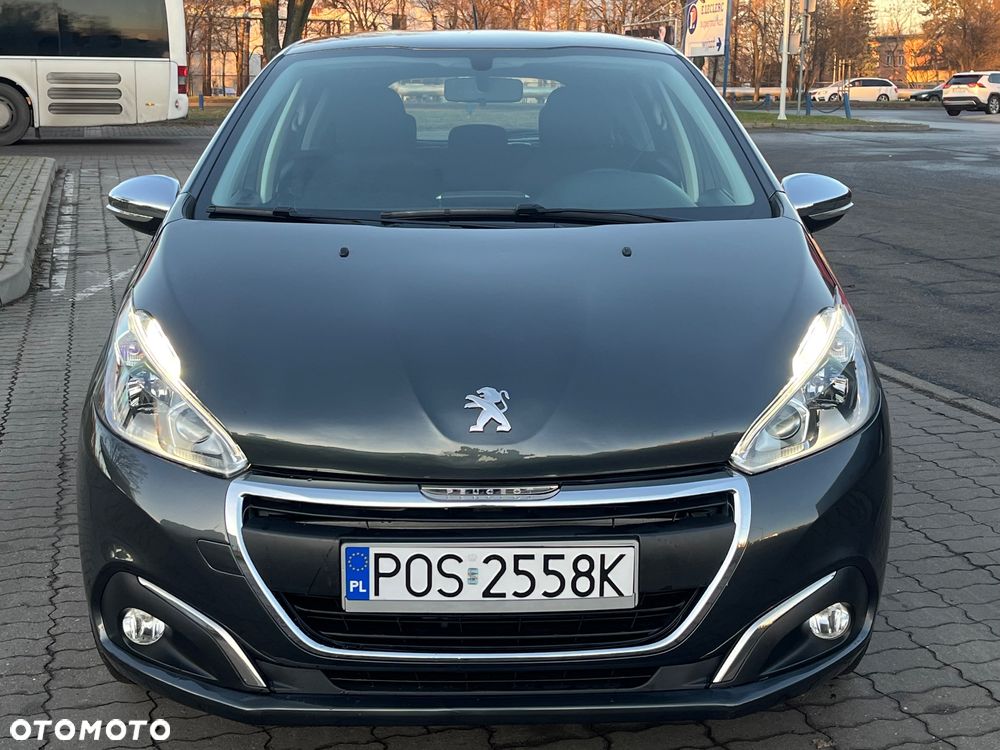 Peugeot 208 82 PureTech Style - 2