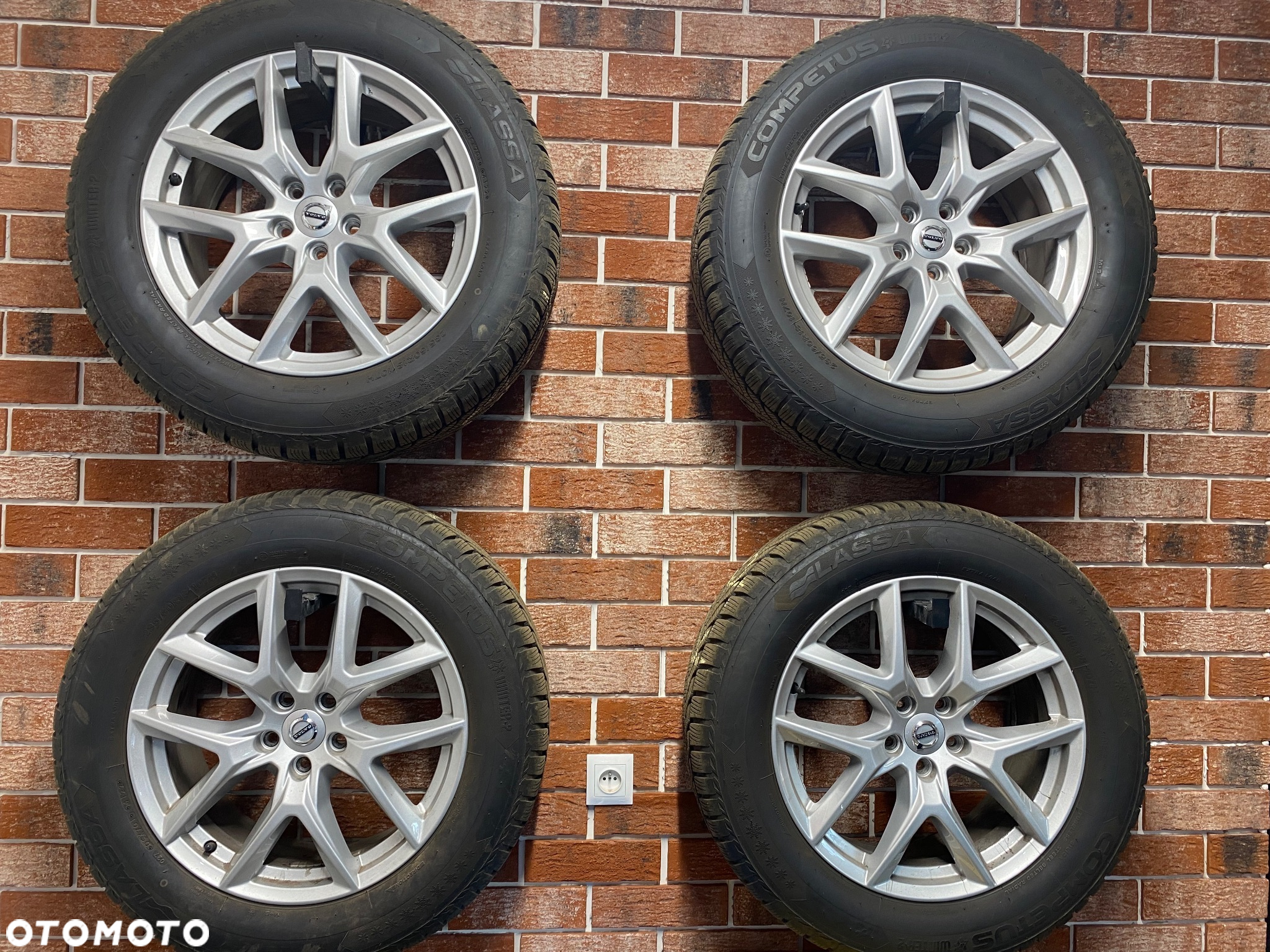 Volvo XC 60 B4 B Momentum - 17