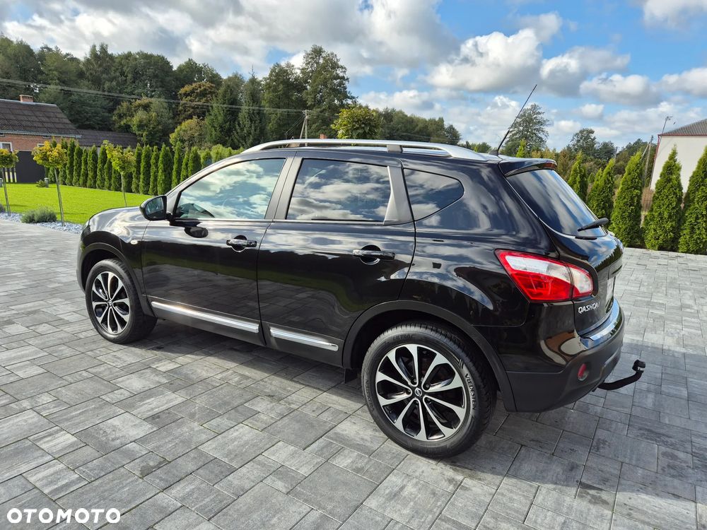 Nissan Qashqai - 1