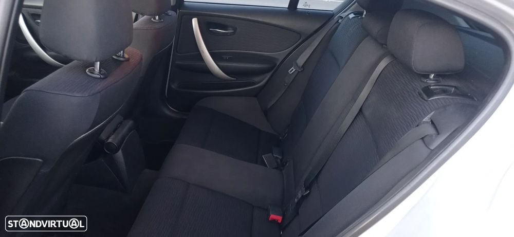 BMW 120 d DPF Edition Sport - 9