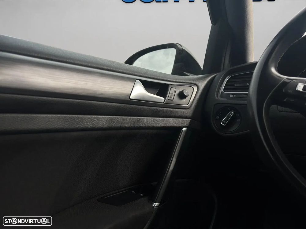 VW Golf 1.6 TDI Highline - 12