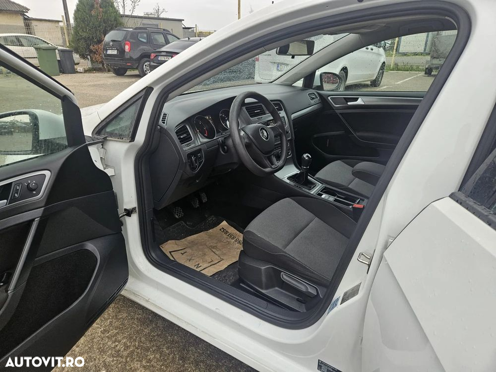 Volkswagen Golf 1.6 TDI BMT Comfortline - 7