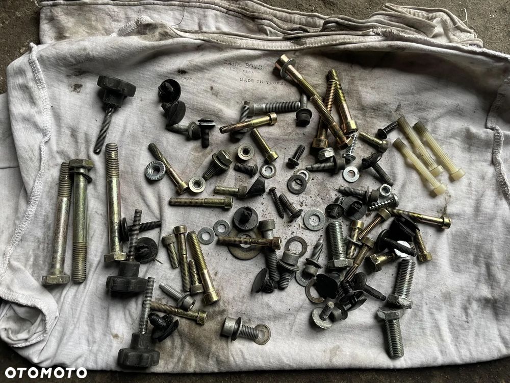 Zestaw śrub Ligier JS50 - 1