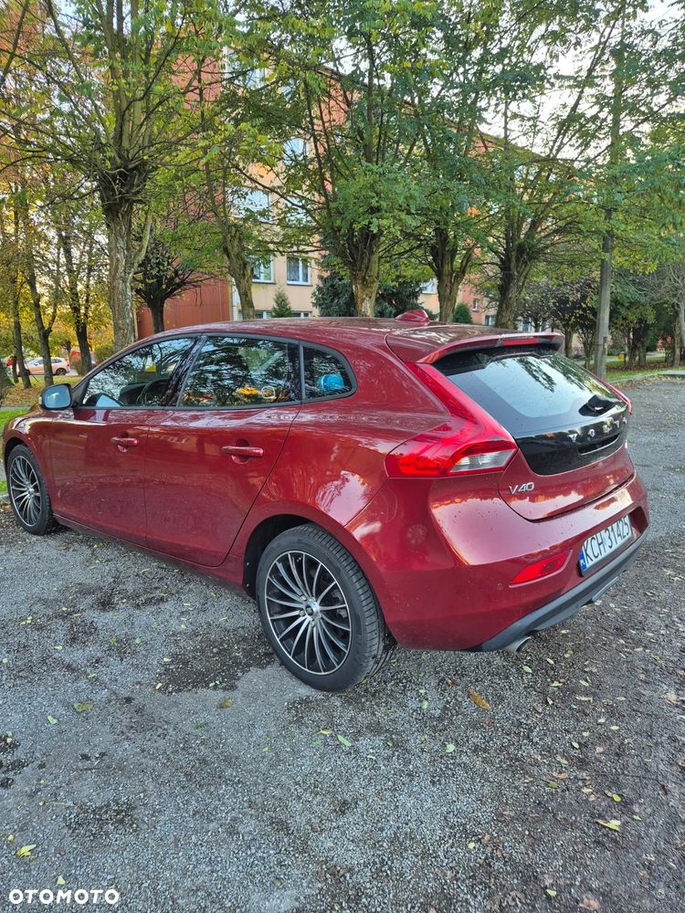 Volvo V40 D4 Kinetic - 8